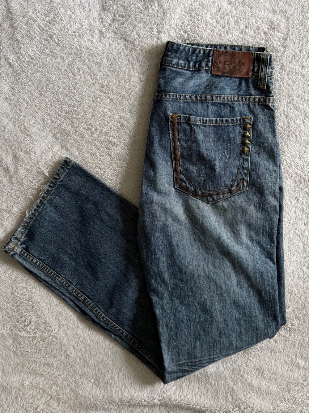 Helix Straight Leg Men's Jeans Sz 32 Studded
Grunge Skater Denim Y2K Punk